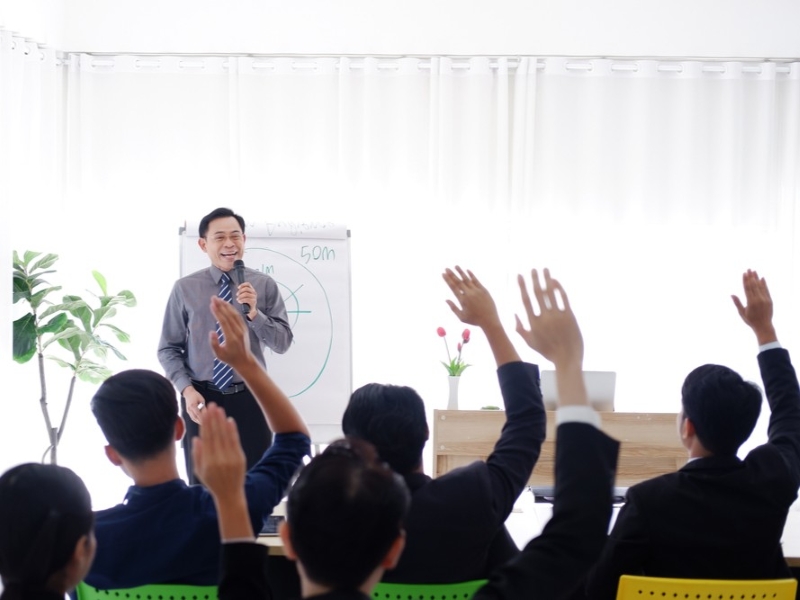 企業內訓講師評鑑:分級管理制度,解決人才離職知識流失痛點 企業內訓講師評鑑:分級管理制度,解決人才離職知識流失痛點